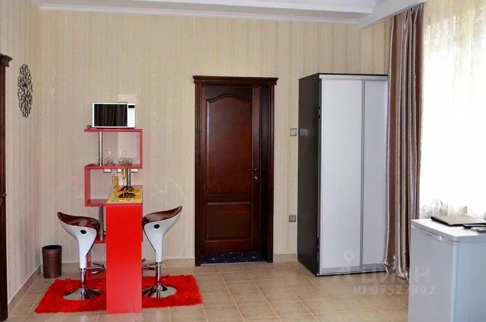 Комната Хабаровский край, Хабаровск Ленинградская ул, 73б (30.0 м) - Фото 1