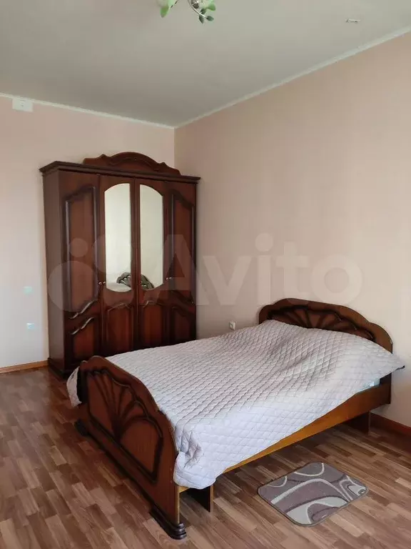 3-к. квартира, 100 м, 5/17 эт. - Фото 0