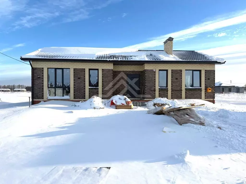 Дом в Татарстан, Лаишевский район, с. Сокуры Молодежная ул. (108 м) - Фото 0