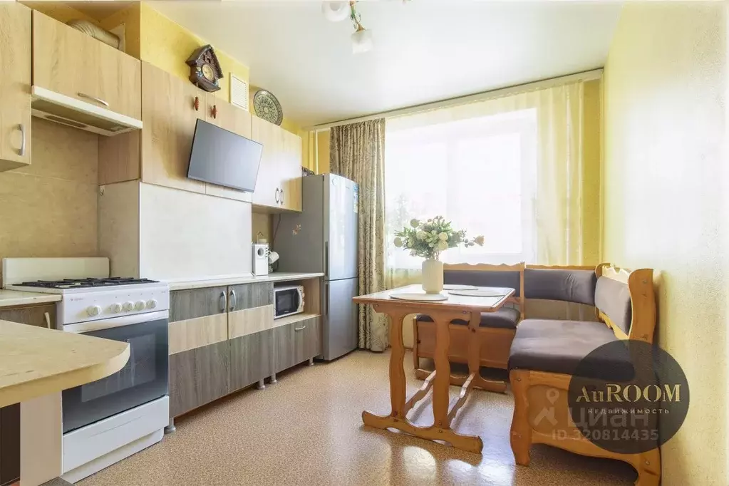 3-к кв. Волгоградская область, Волжский ул. Мира, 133 (65.3 м) - Фото 1