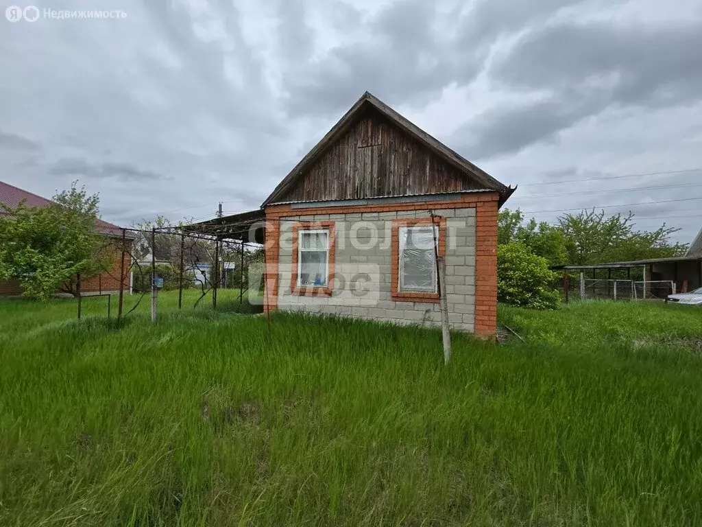 Дом в Тимашевск, микрорайон Заря, улица 13-я Линия, 317 (30 м) - Фото 1