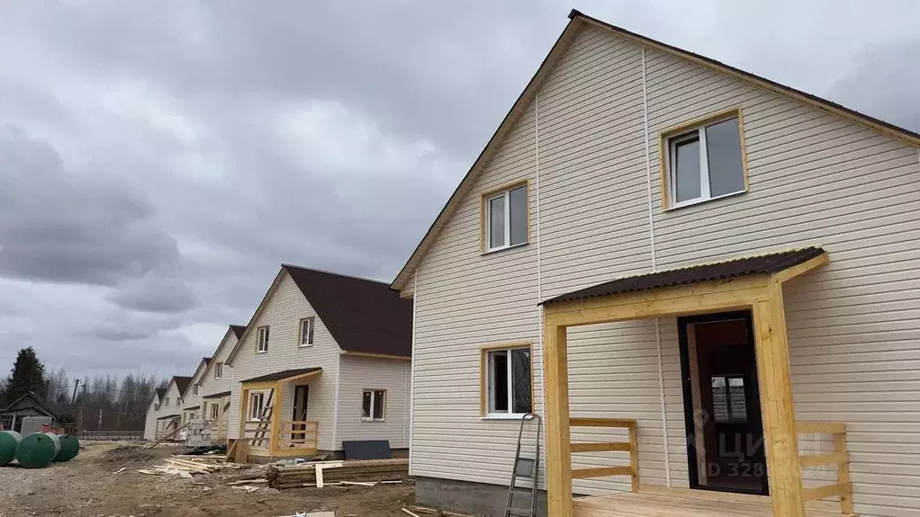 Дом в Ленинградская область, Гатчинский муниципальный округ, д. Горки ... - Фото 1