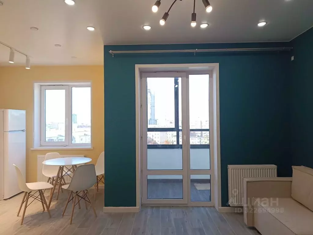 1-к кв. Свердловская область, Екатеринбург ул. Свердлова, 32Б (32.0 м) - Фото 2