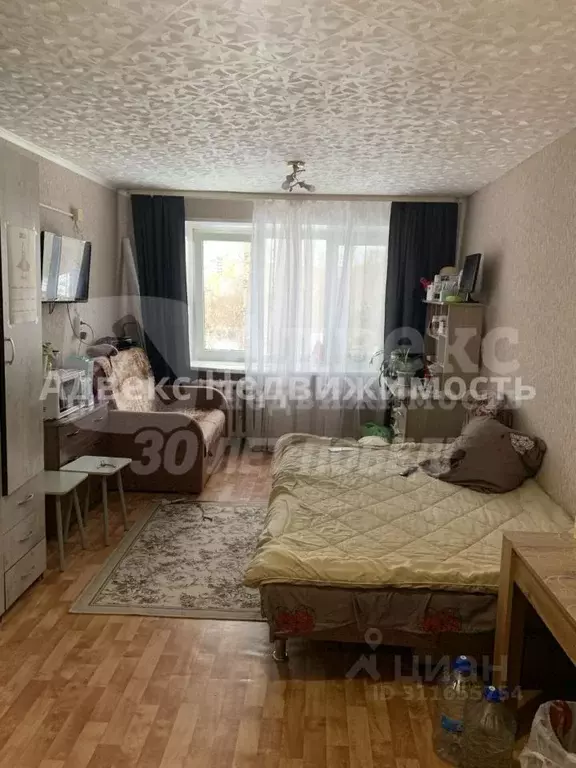 Комната Тюменская область, Тюмень ул. 50 лет Октября, 33 (17.6 м) - Фото 1