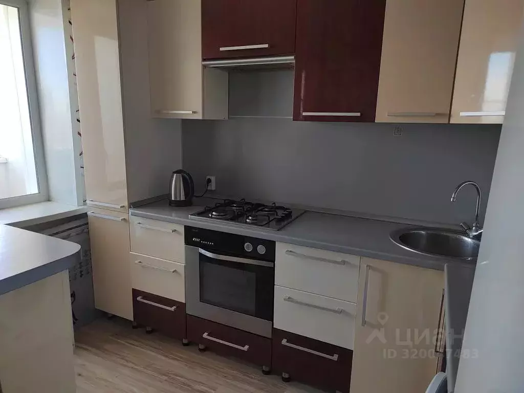 1-к кв. Волгоградская область, Фролово Народная ул., 33 (35.0 м) - Фото 1