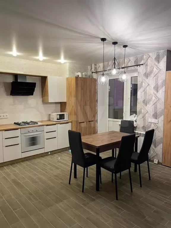 2-к. квартира, 60 м, 2/10 эт. - Фото 1