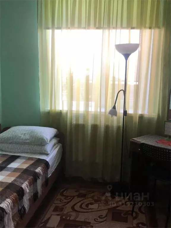 1-к кв. Краснодарский край, Горячий Ключ ул. Лермонтова, 68Б (10.0 м) - Фото 0