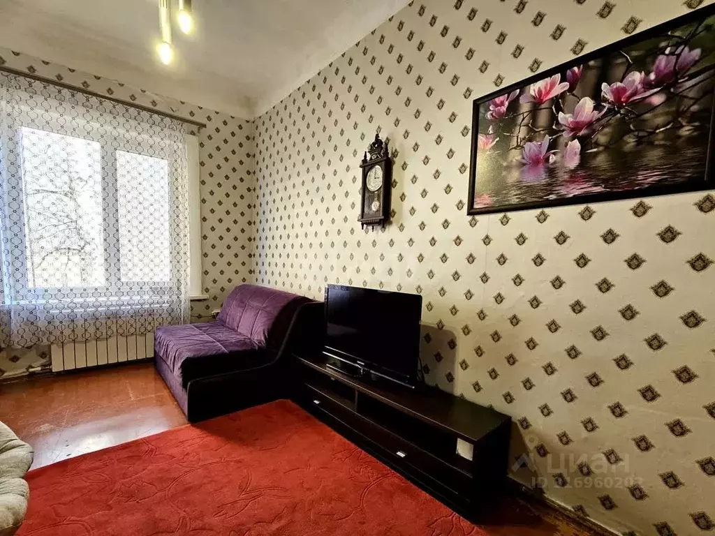 3-к кв. Тамбовская область, Тамбов Андреевская ул., 33А (38.7 м) - Фото 0