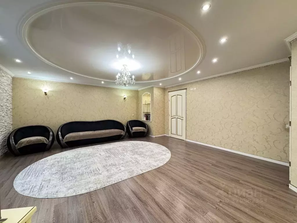 2-к кв. Кабардино-Балкария, Нальчик просп. Кулиева (95.0 м) - Фото 2