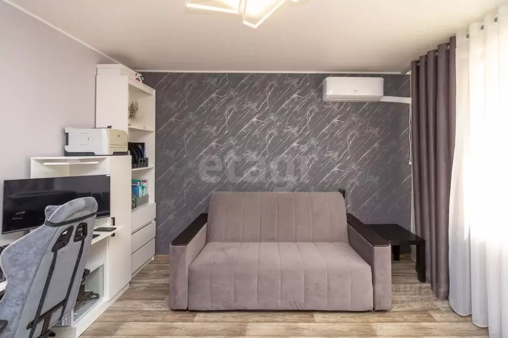 2-к кв. Тюменская область, Тюмень ул. Газовиков, 28а (42.0 м) - Фото 1