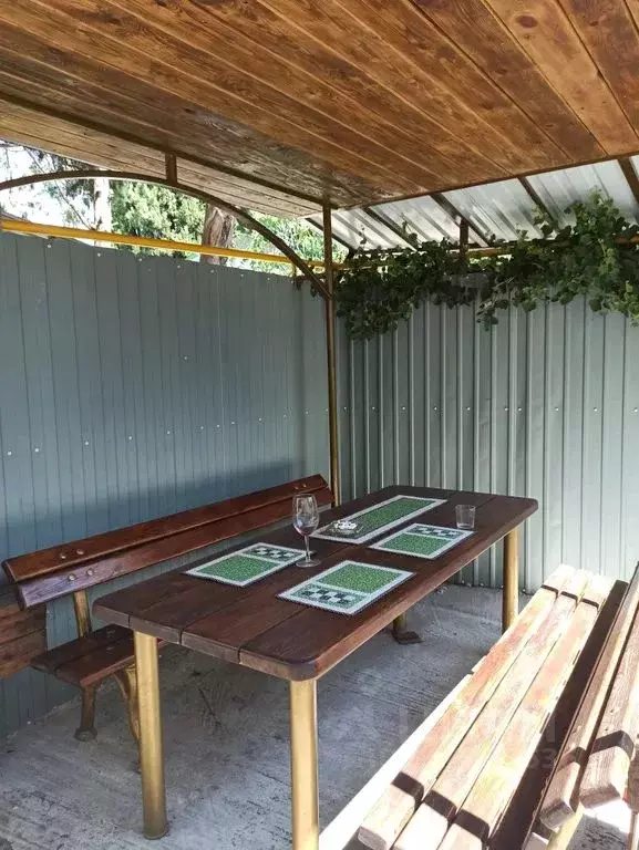 Дом в Крым, Алушта ул. Октябрьская, 7/5Б (50 м) - Фото 1