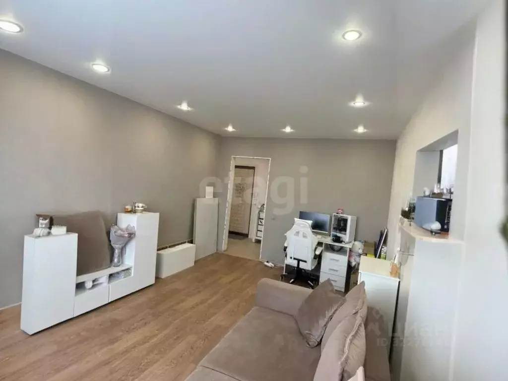 1-к кв. Курская область, Курск просп. Дружбы, 19В (41.0 м) - Фото 2