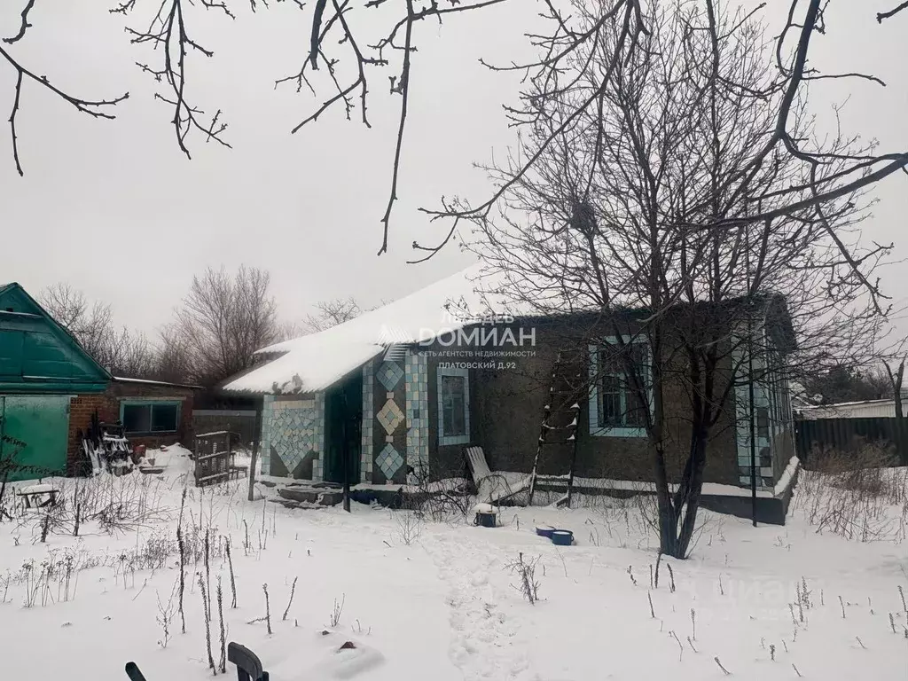 Дом в Ростовская область, Шахты ул. Калинина, 72А (65 м) - Фото 1