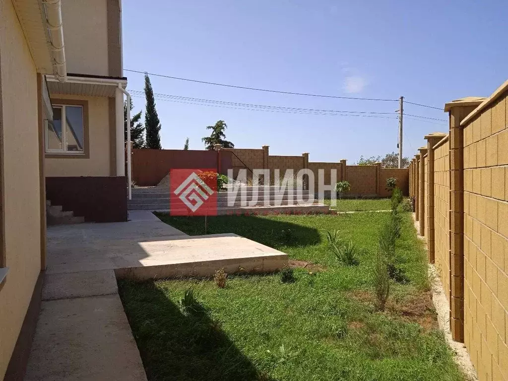 Дом в Севастополь Балаклавский муниципальный округ, Автомобилист ... - Фото 1