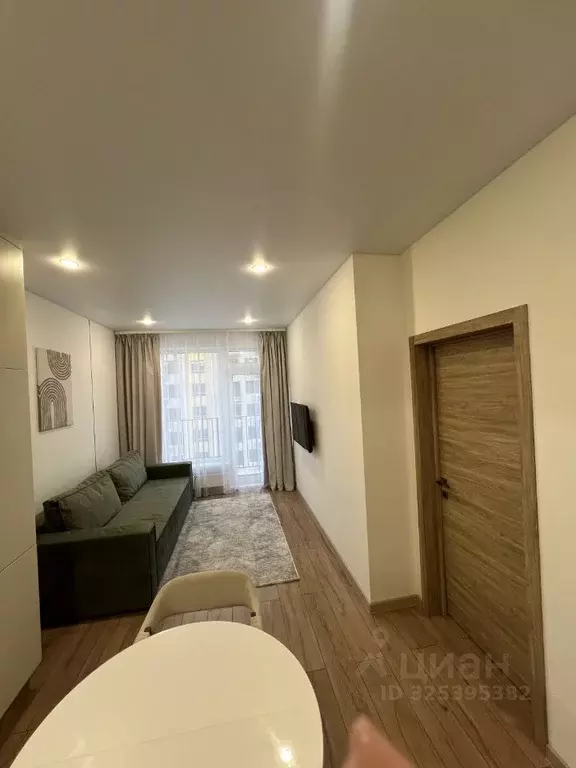 1-к кв. Иркутская область, Иркутск ул. Эдуарда Дьяконова, 10 (35.9 м) - Фото 2