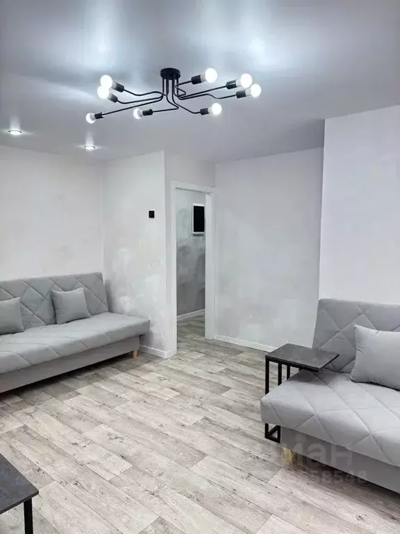 2-к кв. Татарстан, Нижнекамск Тукая ул., 8 (45.0 м) - Фото 0