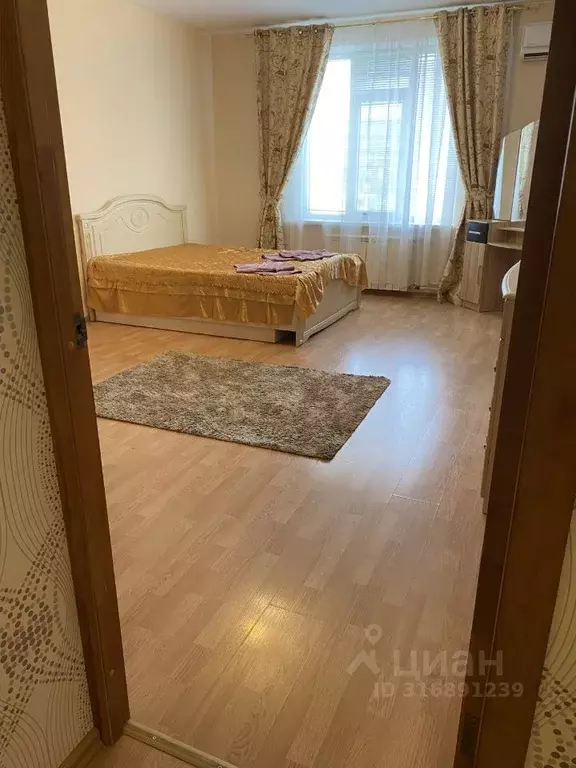 1-к кв. Волгоградская область, Волгоград Донецкая ул., 14 (55.0 м) - Фото 0