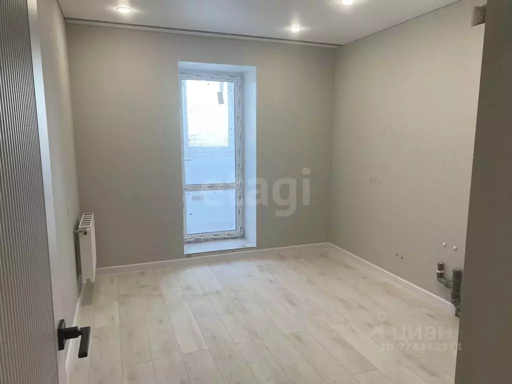 2-к кв. Саратовская область, Энгельс Новобазарная ул., 1 (74.3 м) - Фото 1