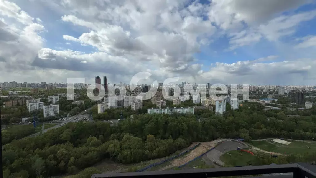 Продается 3-комнатная квартира - Фото 2