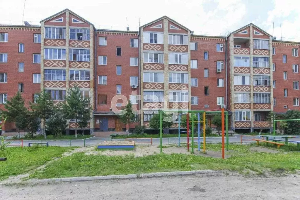 4-комнатная квартира: Ялуторовск, Тюменская улица, 65 (81.3 м) - Фото 0