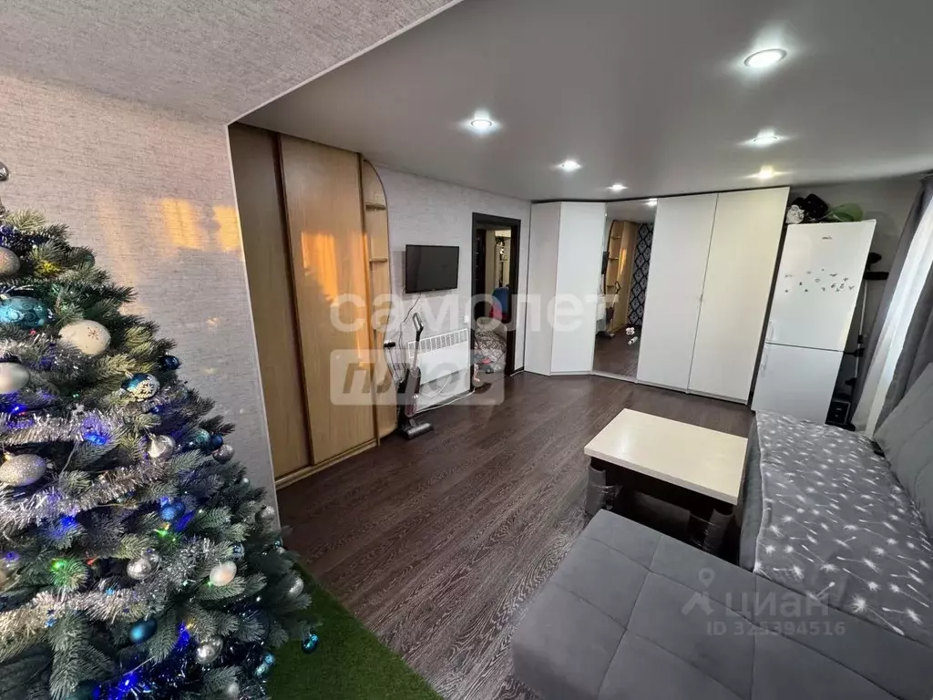 2-к кв. Свердловская область, Екатеринбург ул. 40-летия Октября, 48 ... - Фото 2