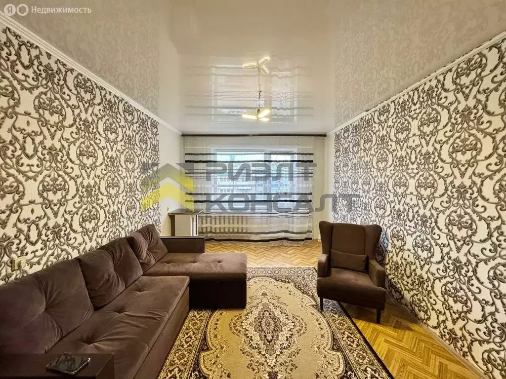 2-комнатная квартира: село Азово, бульвар Дружбы, 22 (49.8 м) - Фото 1