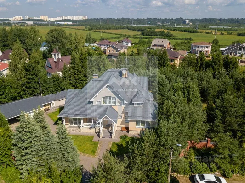 Дом в Санкт-Петербург пос. Парголово, Колхозная ул., 20 (406 м) - Фото 1
