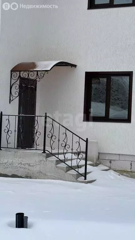 Дом в село Лесниково, Лесная улица (200 м) - Фото 0