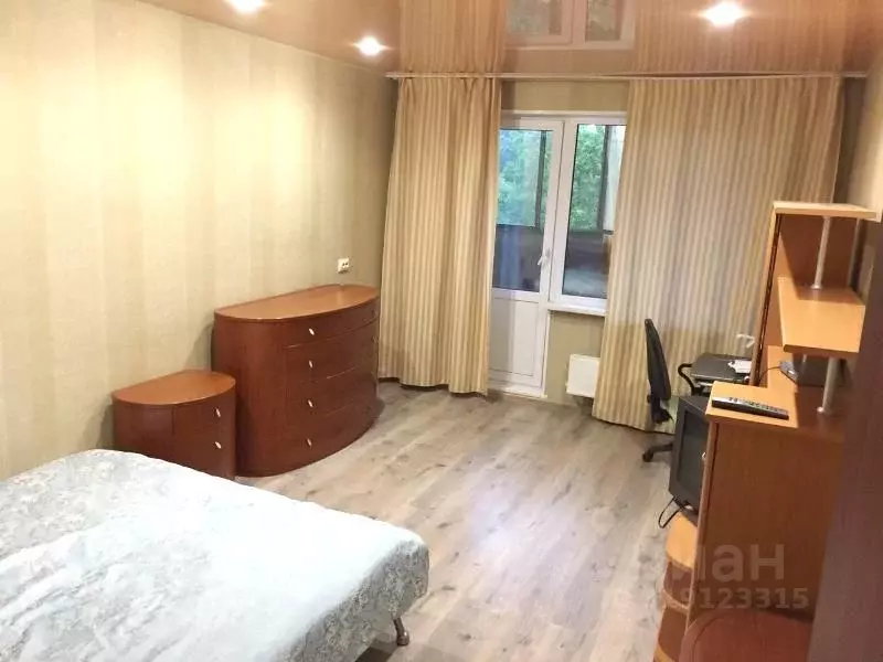 1-к кв. Свердловская область, Екатеринбург ул. Уральских Рабочих, 17 ... - Фото 0