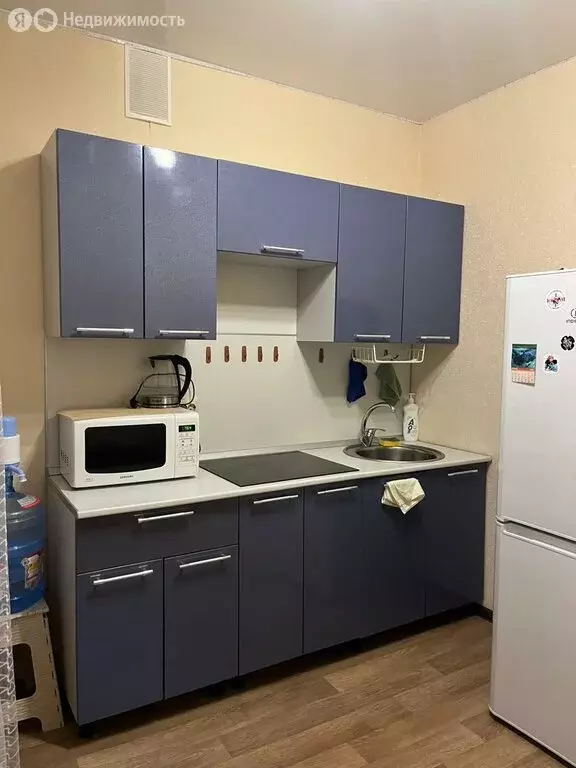 1-комнатная квартира: Киров, улица Свободы, 130к1 (32.9 м) - Фото 0