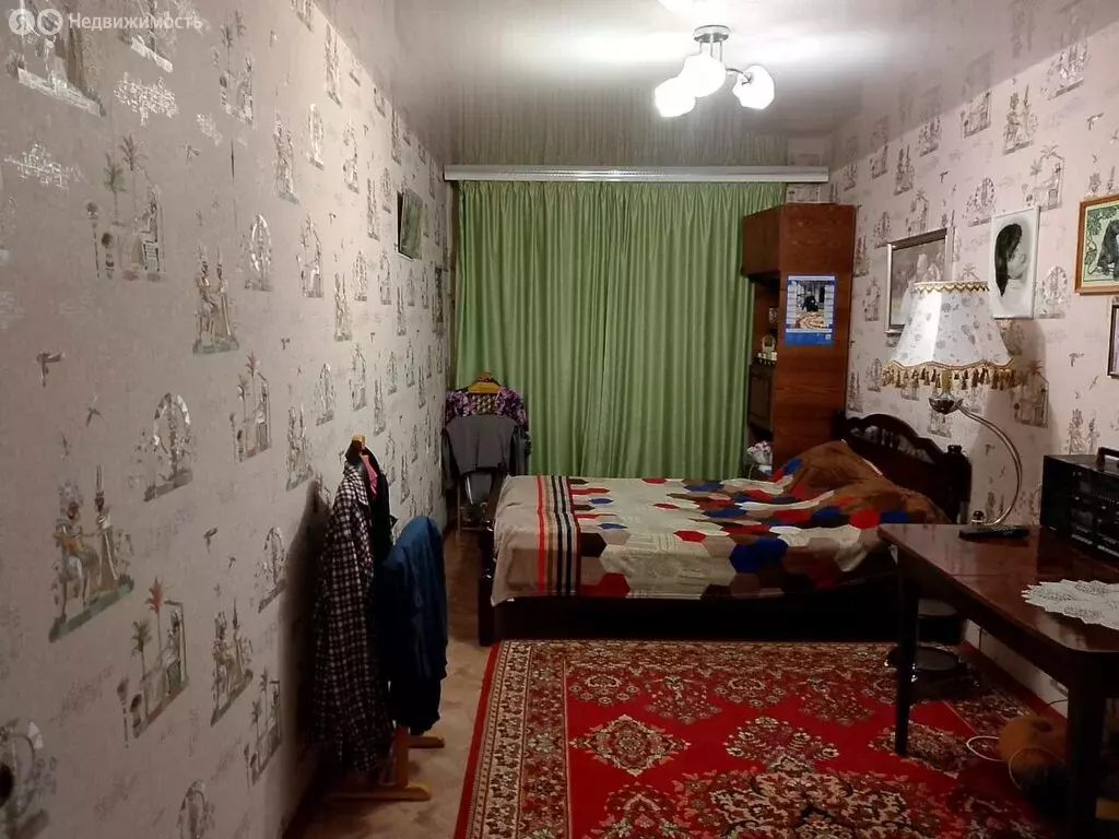 1к в 9-комнатной квартире (17.8 м) - Фото 1