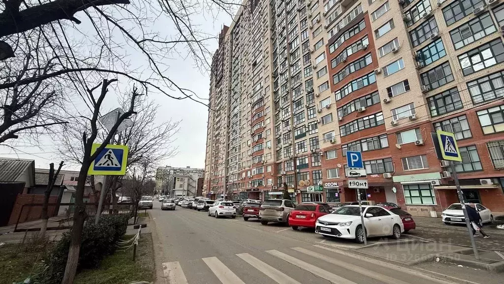 Торговая площадь в Краснодарский край, Краснодар ул. Достоевского (118 ... - Фото 1