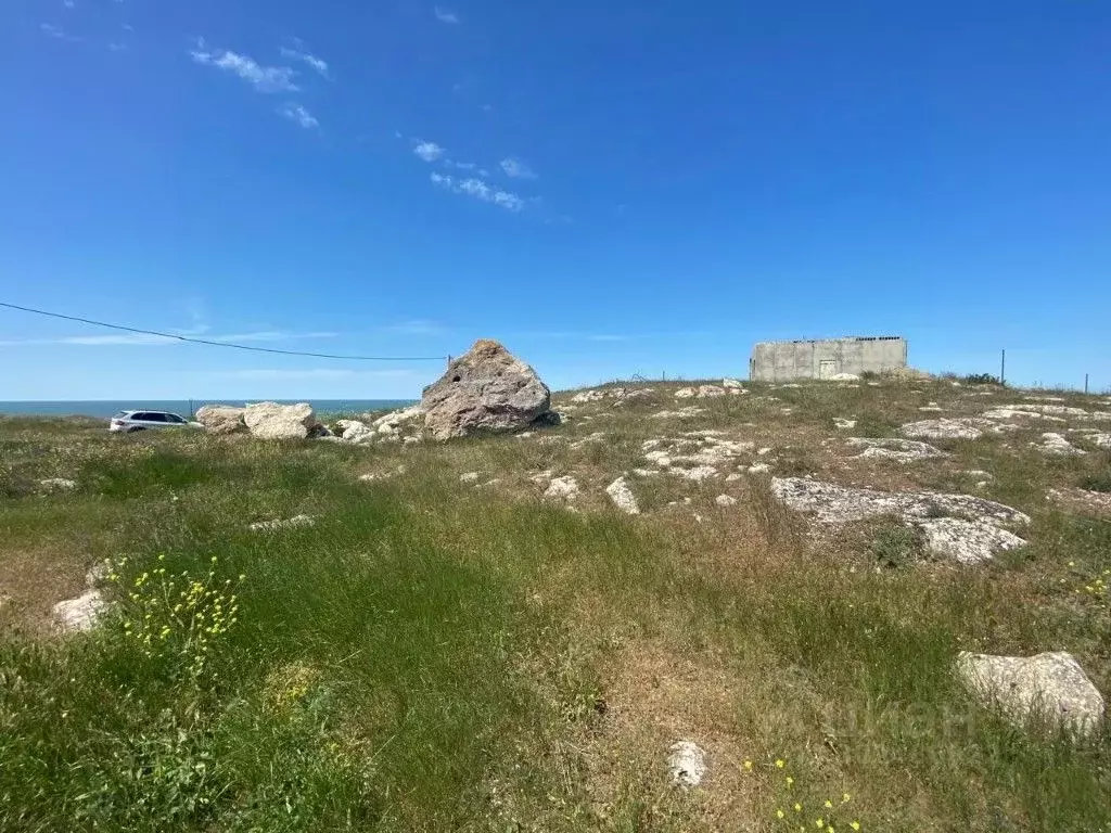 Участок в Крым, Щелкино Ленинский район, ул. Горная (20.0 сот.) - Фото 0