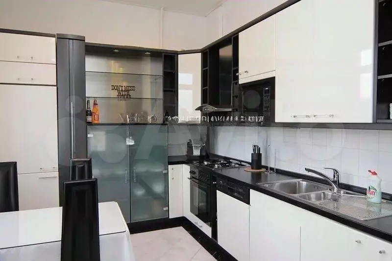 2-к. квартира, 70 м, 4/11 эт. - Фото 1