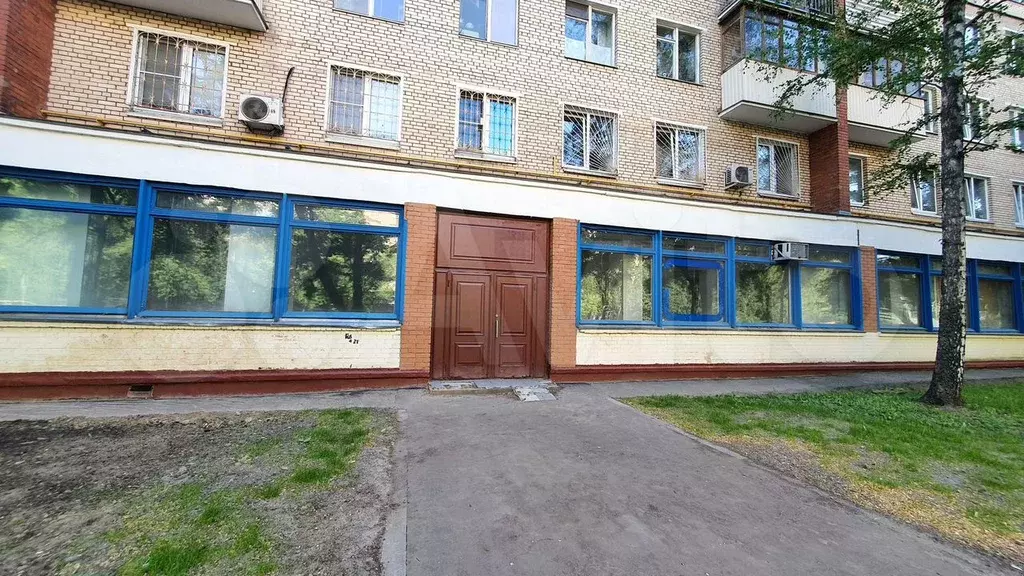 Аренда торгового помещения от 50м до 500 м - Фото 0