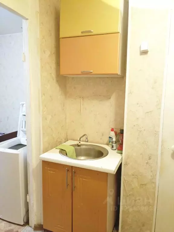 Студия Саратовская область, Энгельс ул. Космонавтов, 14 (18.0 м) - Фото 1