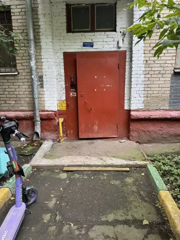 3-к кв. Московская область, Химки ул. Чапаева, 5а (55.0 м) - Фото 2