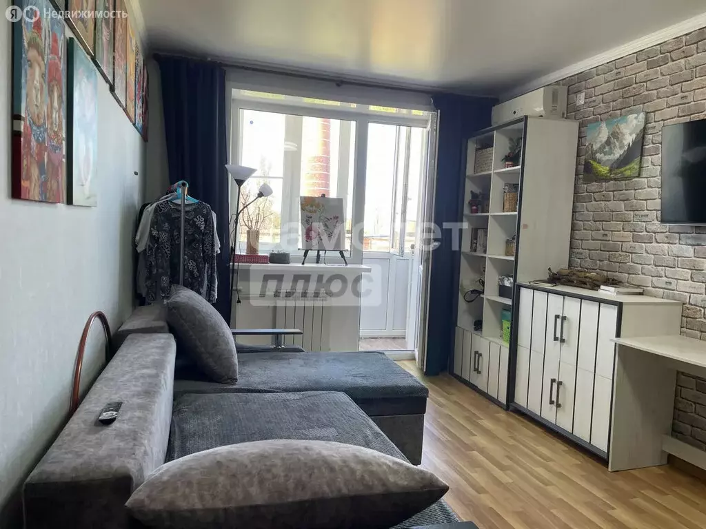 3-комнатная квартира: Ейск, улица Портовая Аллея, 17 (54.5 м) - Фото 1