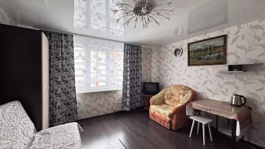 Комната Свердловская область, Екатеринбург бул. Сиреневый, 23 (15.0 м) - Фото 2