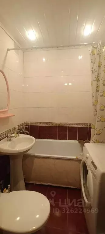 2-к кв. Новгородская область, Великий Новгород Октябрьская ул., 18 ... - Фото 1