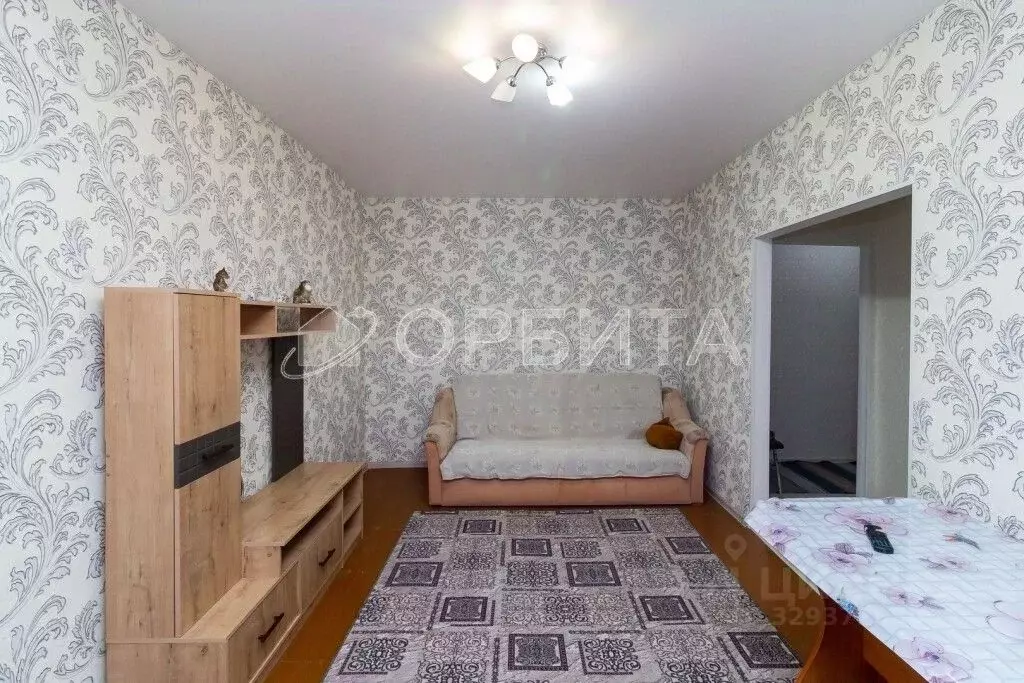 2-к кв. Тюменская область, Тюмень Волгоградская ул., 19 (44.2 м) - Фото 1