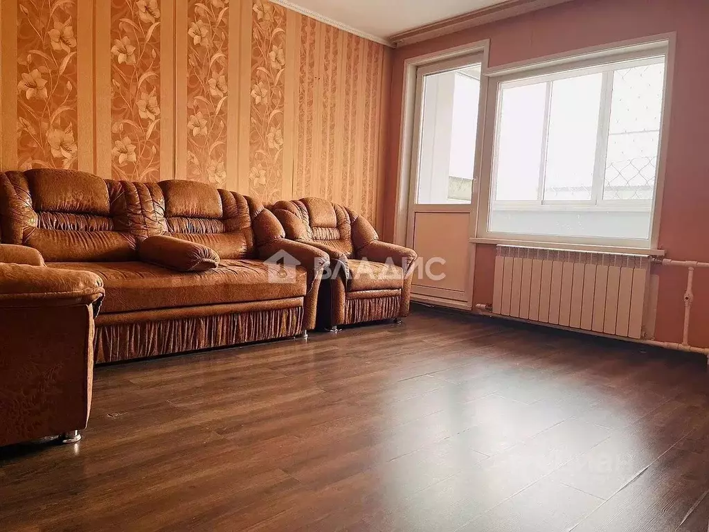 3-к кв. Бурятия, Улан-Удэ ул. Шумяцкого, 28 (66.8 м) - Фото 2