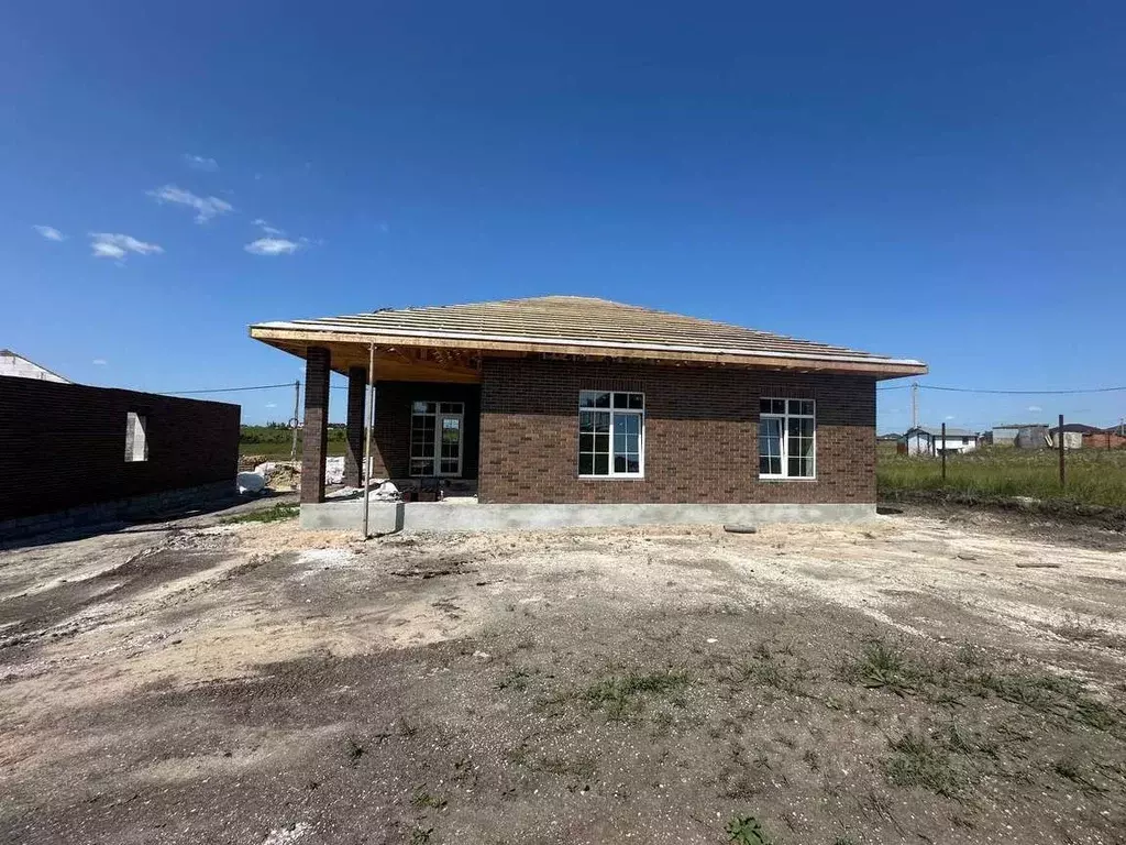 Коттедж в Белгородская область, Старый Оскол ул. Тихомировская (150 м) - Фото 1
