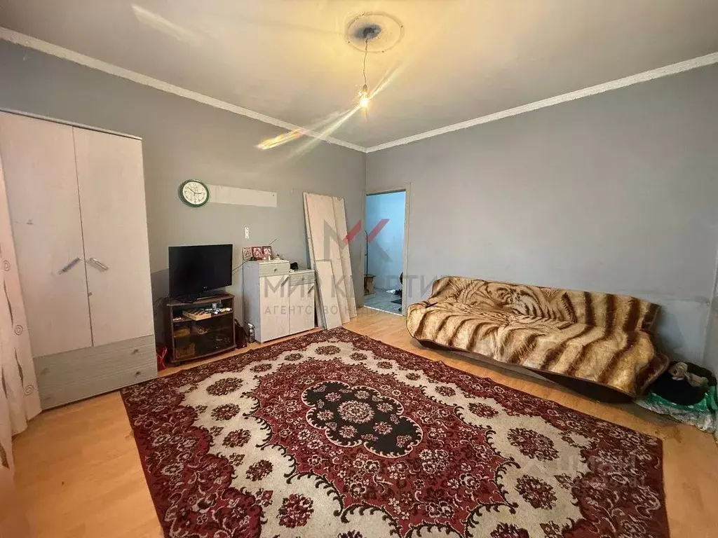 3-к кв. Тыва, Кызыл Бай-Хаакская ул., 8 (66.3 м) - Фото 0