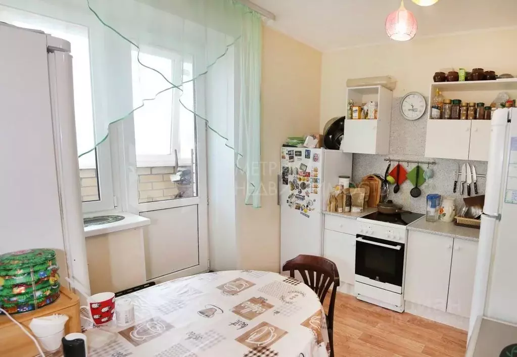 3-к кв. Тюменская область, Тюмень ул. Михаила Сперанского, 29 (73.2 м) - Фото 0