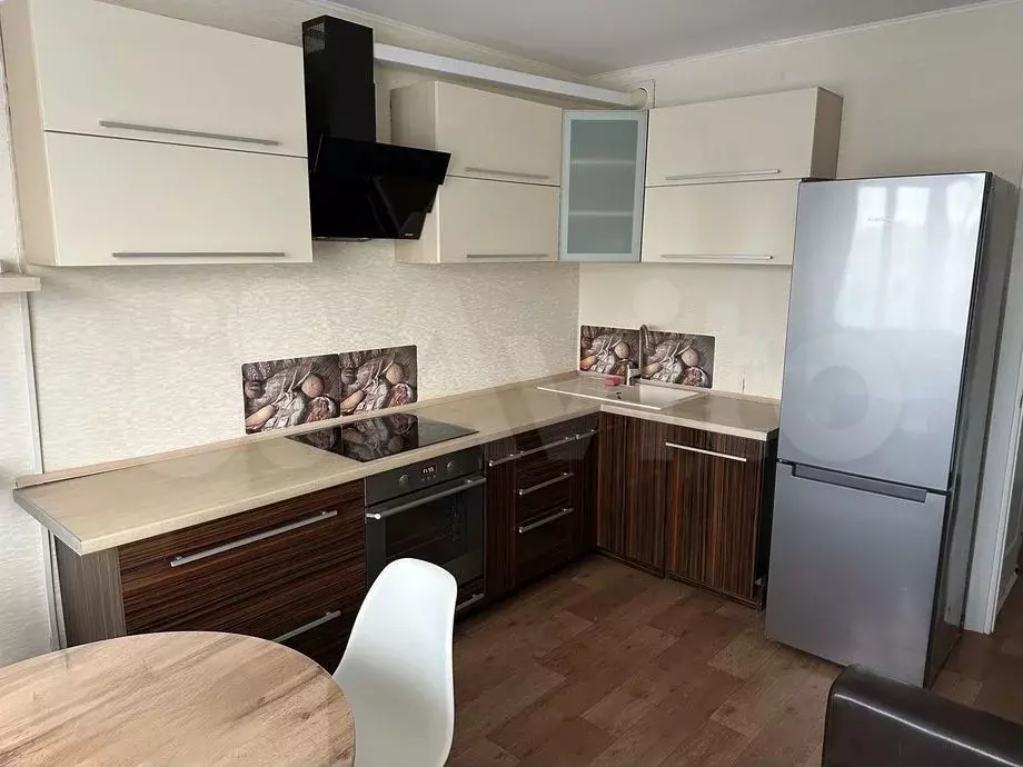 2-к. квартира, 58,9 м, 4/9 эт. - Фото 0