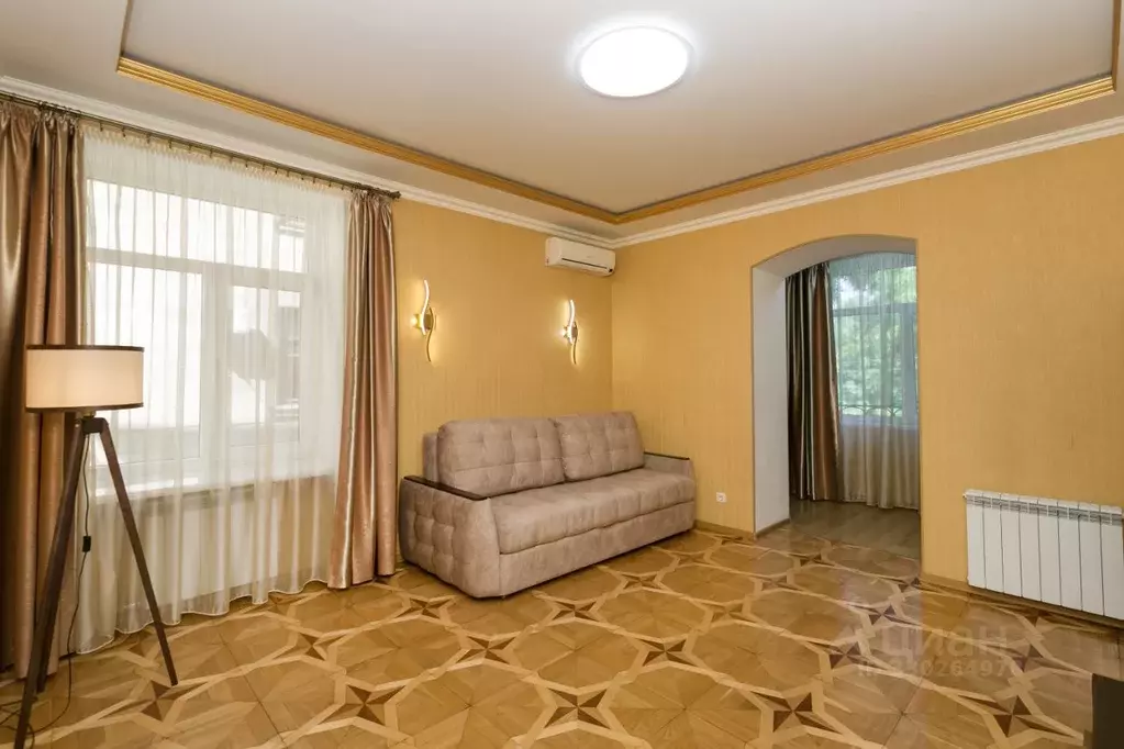 2-к кв. Севастополь ул. Генерала Петрова, 6 (65.7 м) - Фото 1