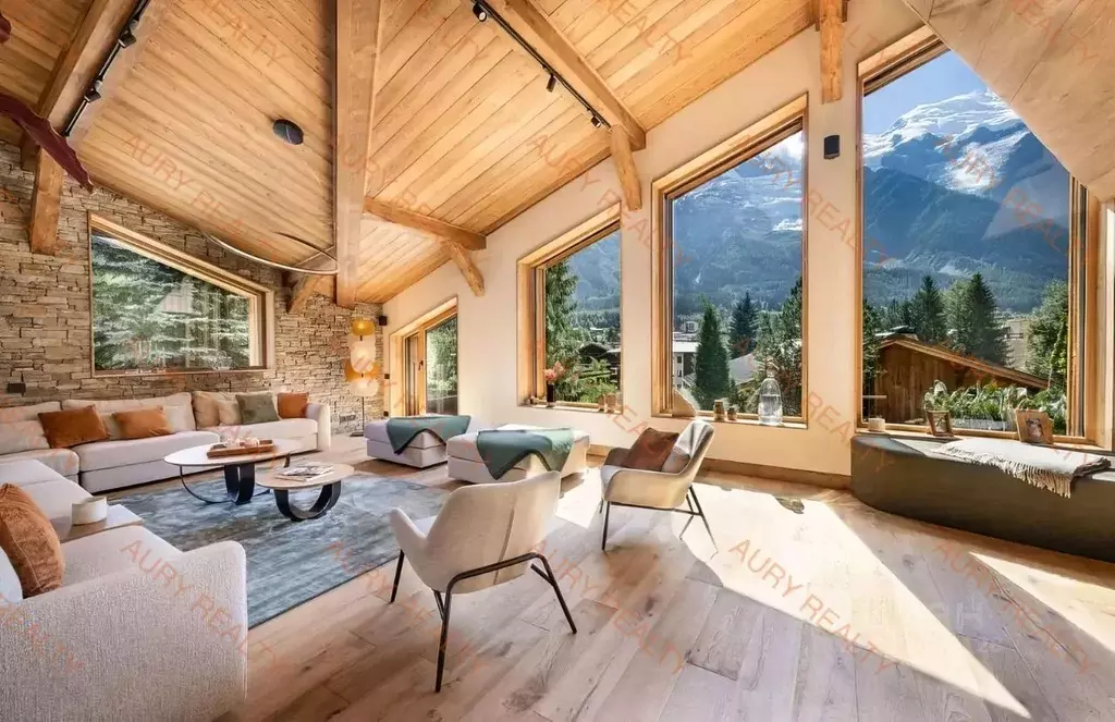 Коттедж в Краснодарский край, Сочи Красная Поляна пгт, ул. Дальняя ... - Фото 1