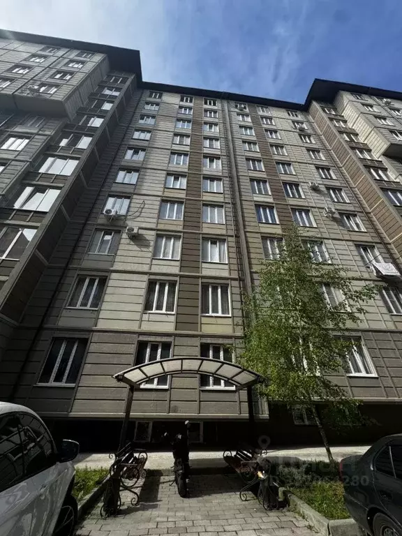 3-к кв. Кабардино-Балкария, Нальчик ул. Шарданова (105.0 м) - Фото 0