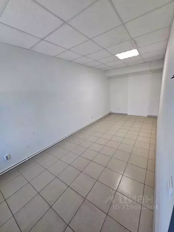 Торговая площадь в Ленинградская область, Приозерский район, пос. ... - Фото 1